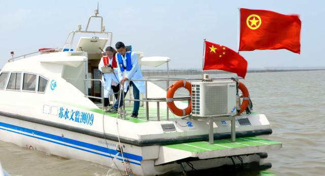 無人機應(yīng)用密集監(jiān)控太湖藻類生長動態(tài)(圖1) 無人機應(yīng)用密集監(jiān)控太湖藻類生長動態(tài)(圖1)