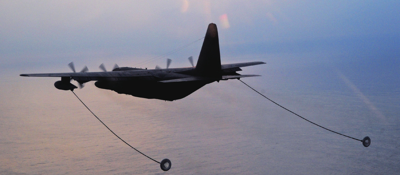 首次技術突破！美國實現無人機加油并再次投入使用(圖1)